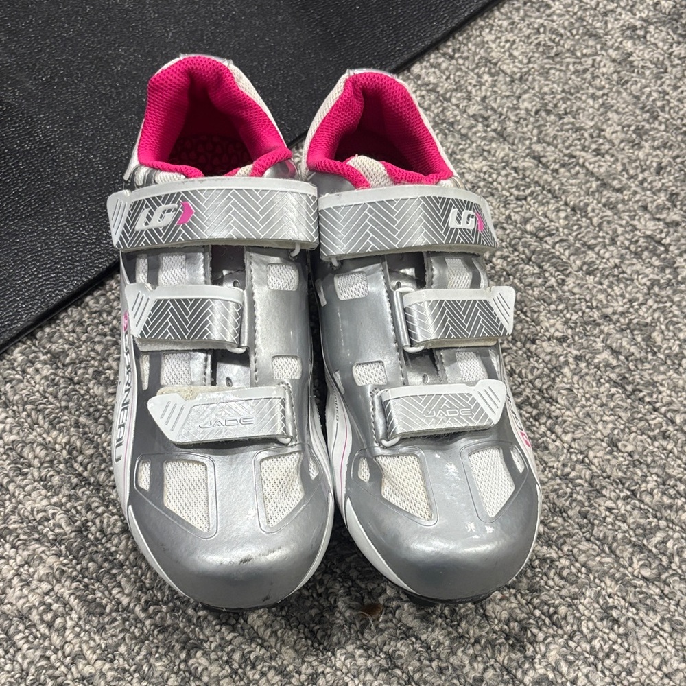 Garneau women’s Cycling Shoes with clips women’s 10